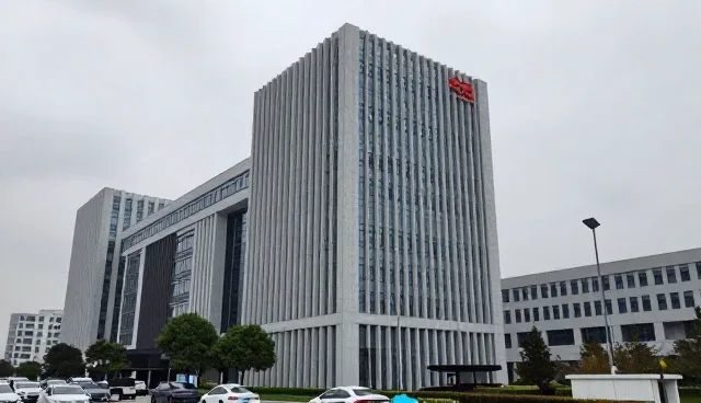 商务配套策划中性能与适用条件的精准匹配